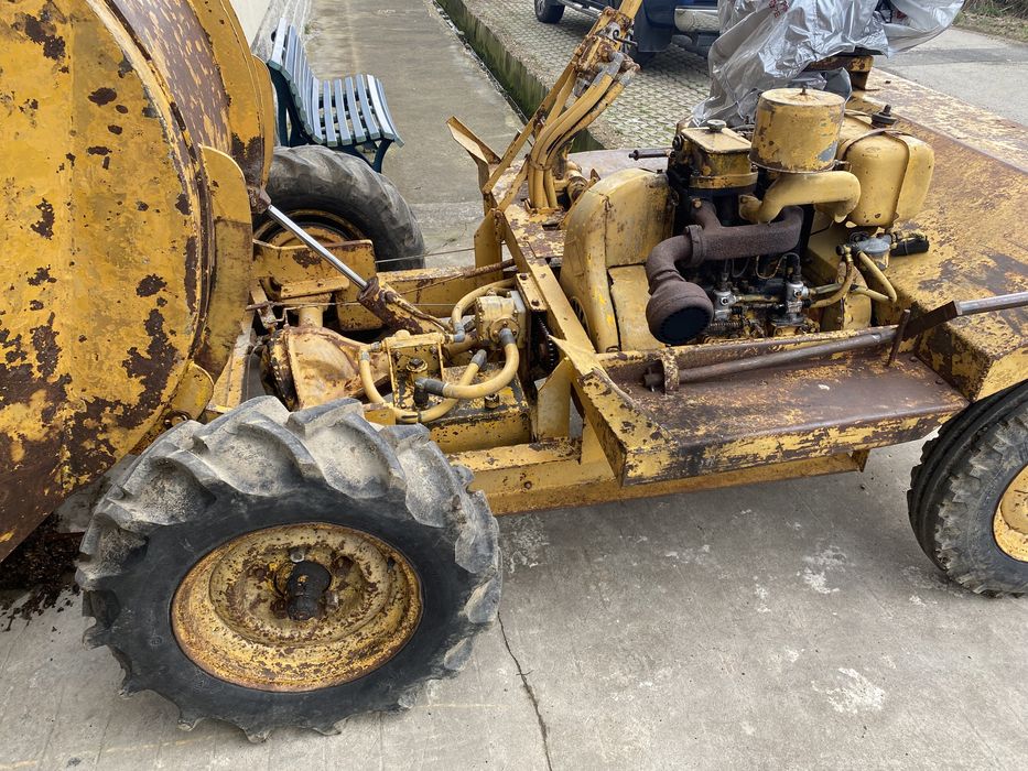 Dumper basculabil, 1,5 tone