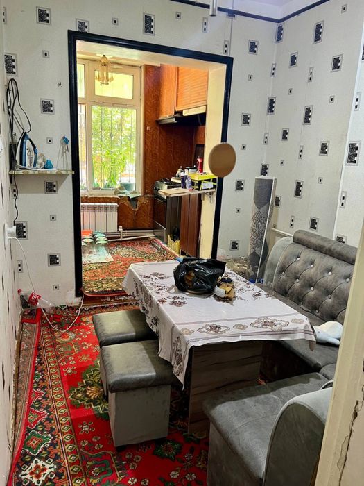 Surochna  troyiskida 2 xonali kvartira sotiladi