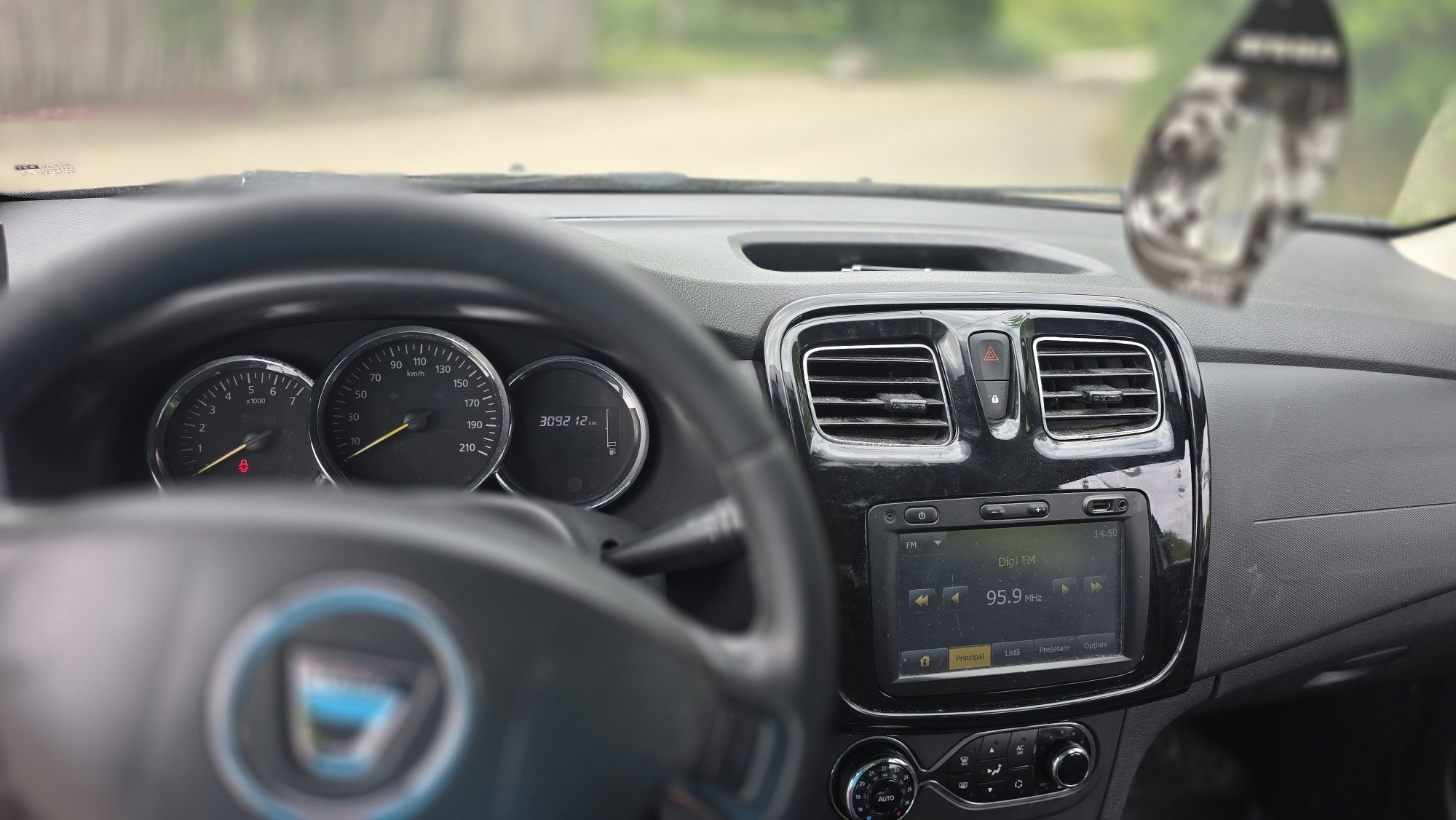Vând Dacia Logan 2015 GPL