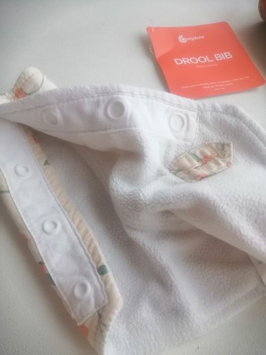 Ergobaby протектор за презрамки и подбрадичка