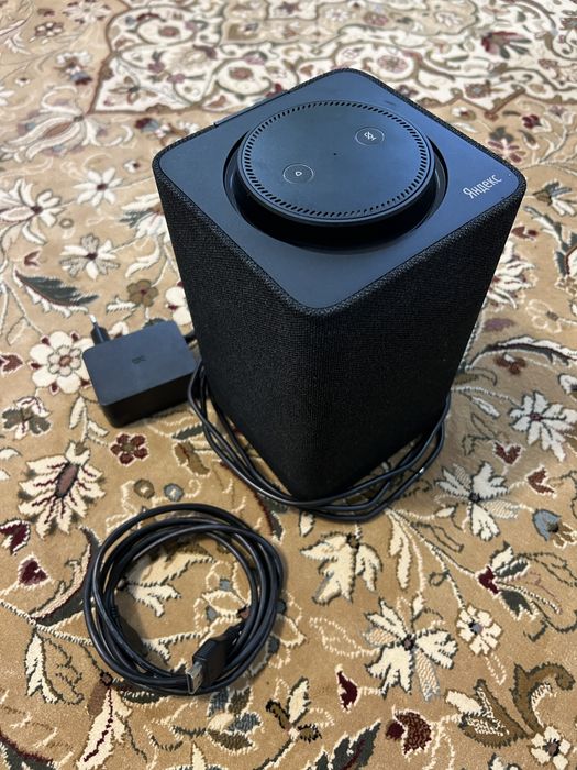 Умная колонка Станция яндекс