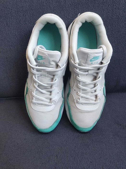 Маратонки   Nike