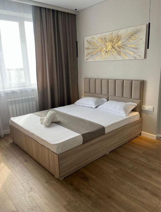 Сдается 1 ком кв левый берег жк Айсанам De Luxe