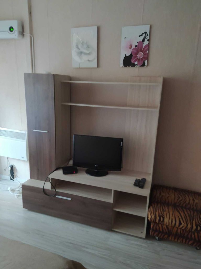 Дава се под наем Едностаен апартамент в Варна, Аспарухово - 42 кв.м за 255 € - Снимка #3