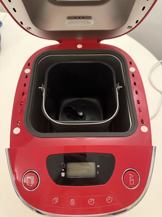 Masina de paine Oursson