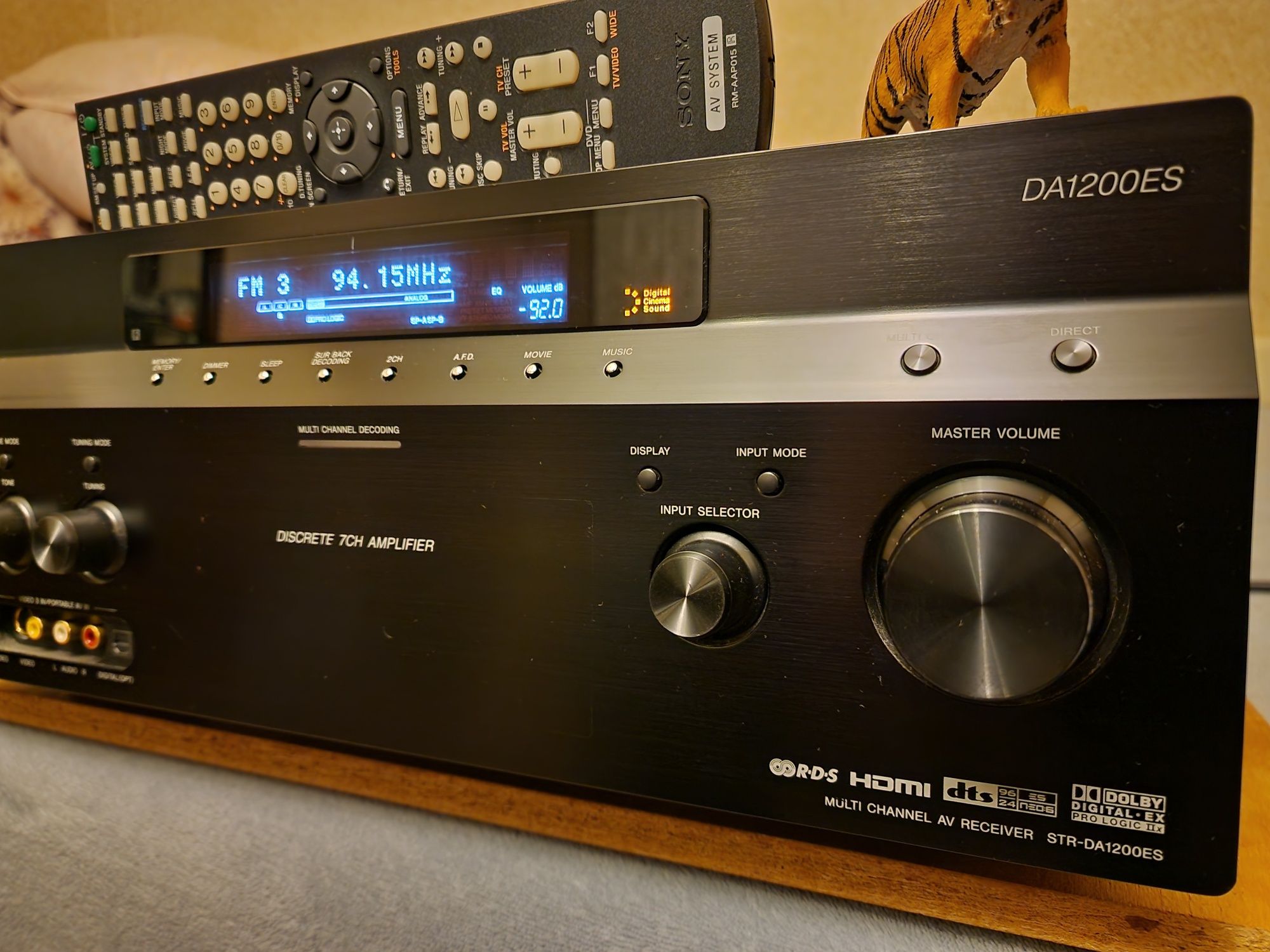 Sony STR-DA1200ES( Esprit Series). Receiver top. Ca nou !