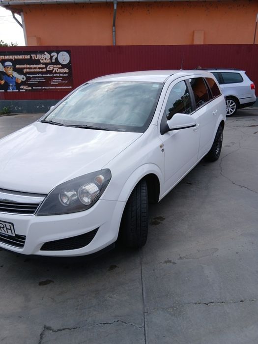 Opel Astra H Facelift 2010