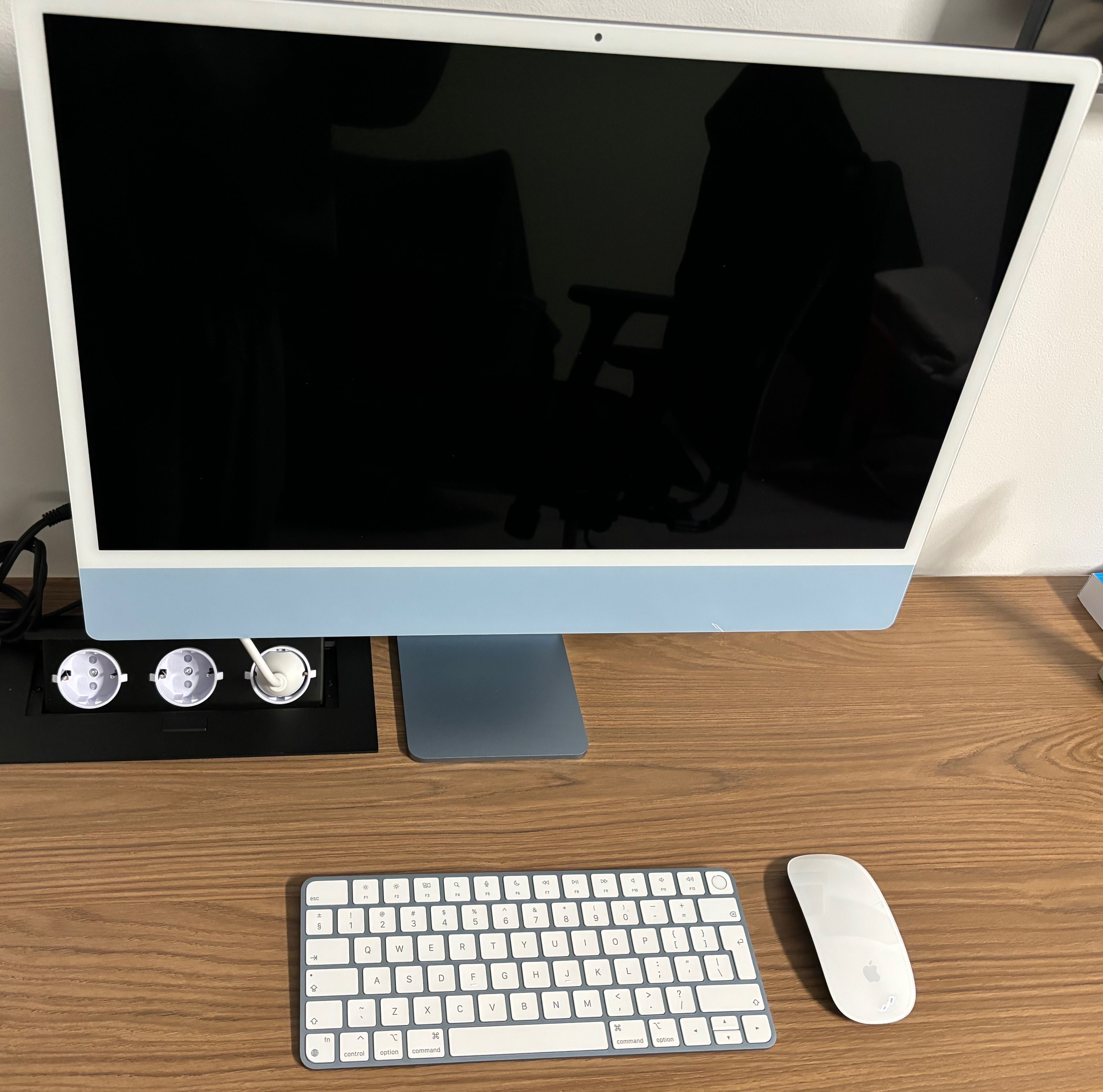 iMac M1 256 Gb, 8Gb Ram, 4.5K, Blue, (în garanție)