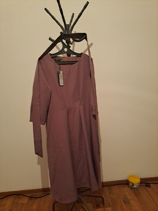 Платья, платье,платье нарядная,платья с поясом