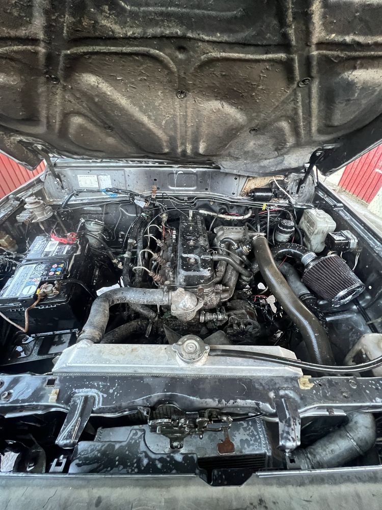 Vand daihatu rocky 2.8 turbo BMW urgent