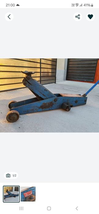 Vând cric hidraulic brat lung.