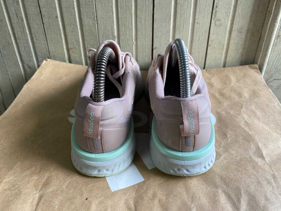 ''Nike Odyssey React''оригинални маратонки 37.5 номер