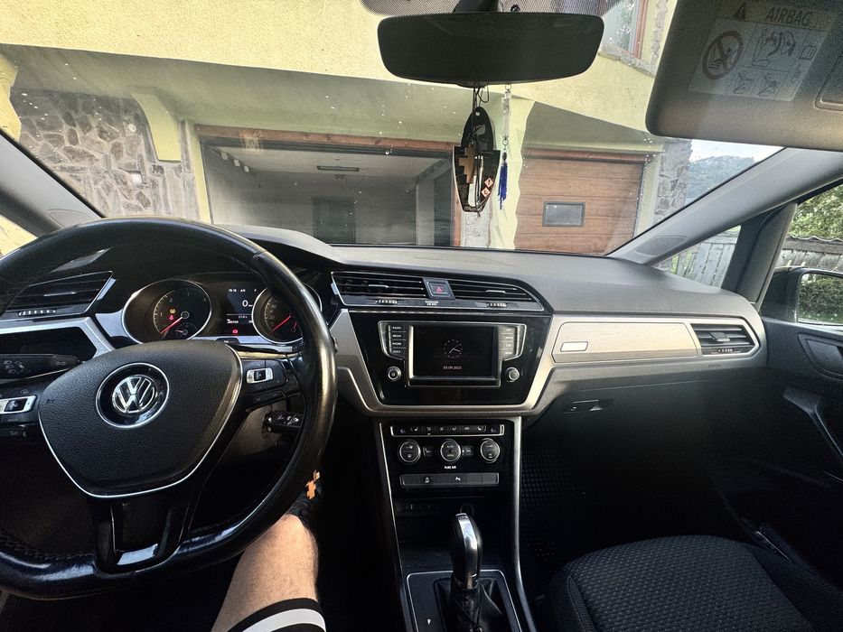 Volkswagen Touran 2.0 TDI R Line