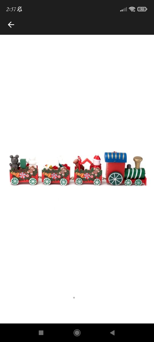 Tren din lemn cu cadouri de Crăciun