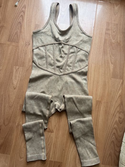 Комплект клин и бюстие, гащеризон