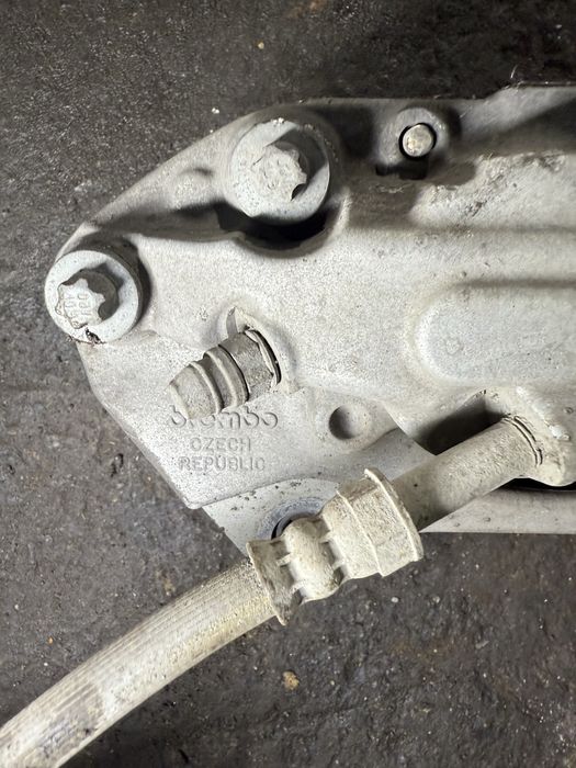 Спирачни апарати / дискове / накладки brembo 345 mm audi A7/A6 /Q5