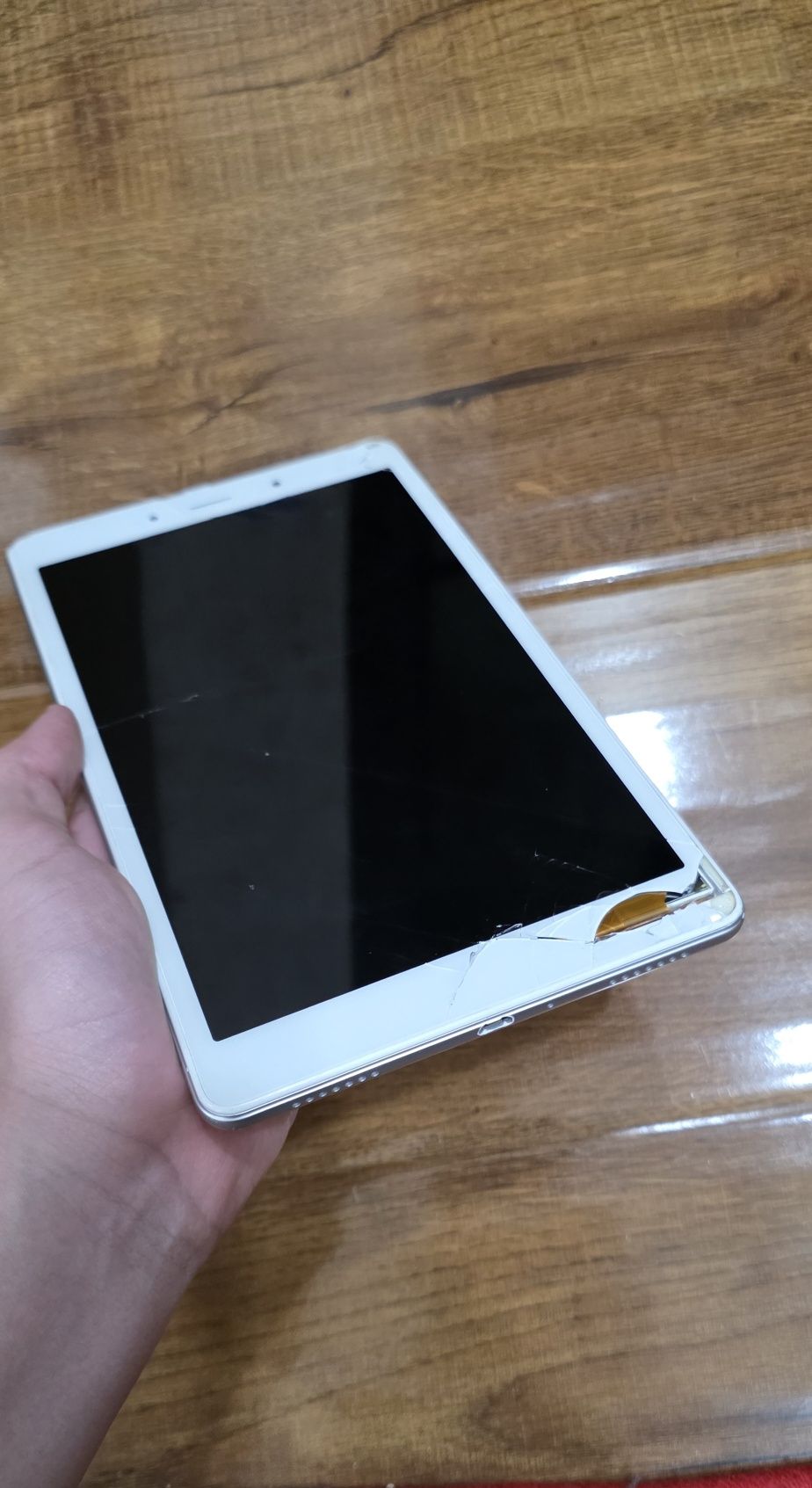 SAMSUNG Tab A8 2019