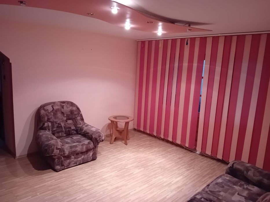 INCHIRIEZ apartament 2 camere