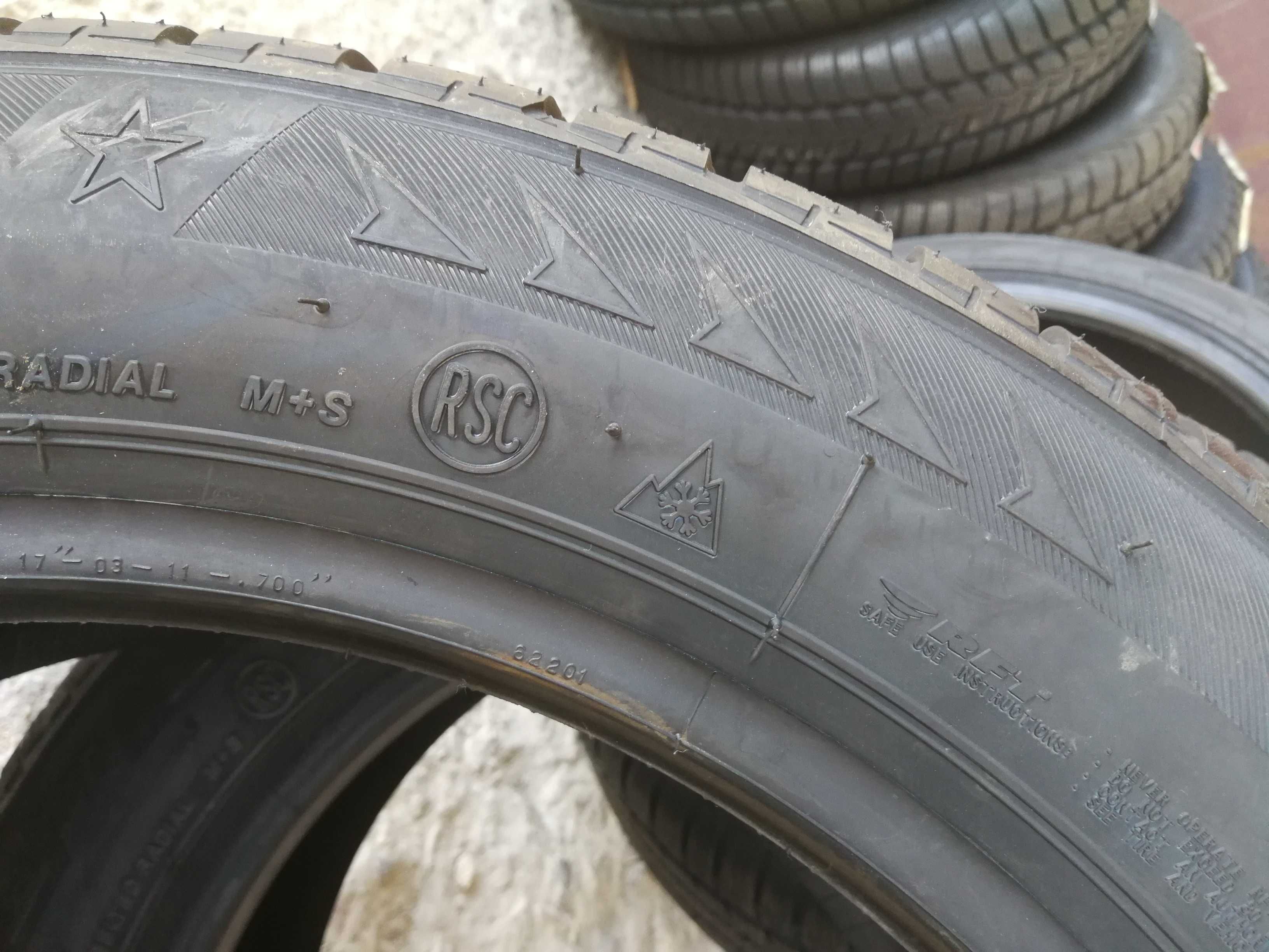 2 Нови зимни гуми R17 205/55 Bridgestone Blizzak LM-25I* RUN-FLAT 91H