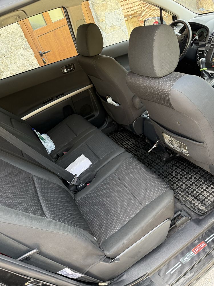 Продавам Toyota Corola Verso 2.2D4D 136hp