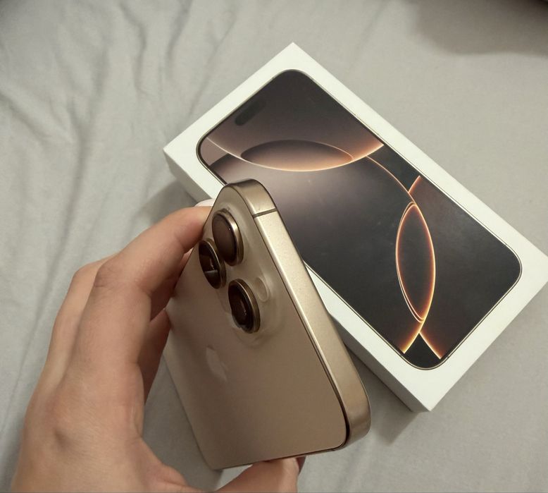 Vand Iphone 16 Pro Max