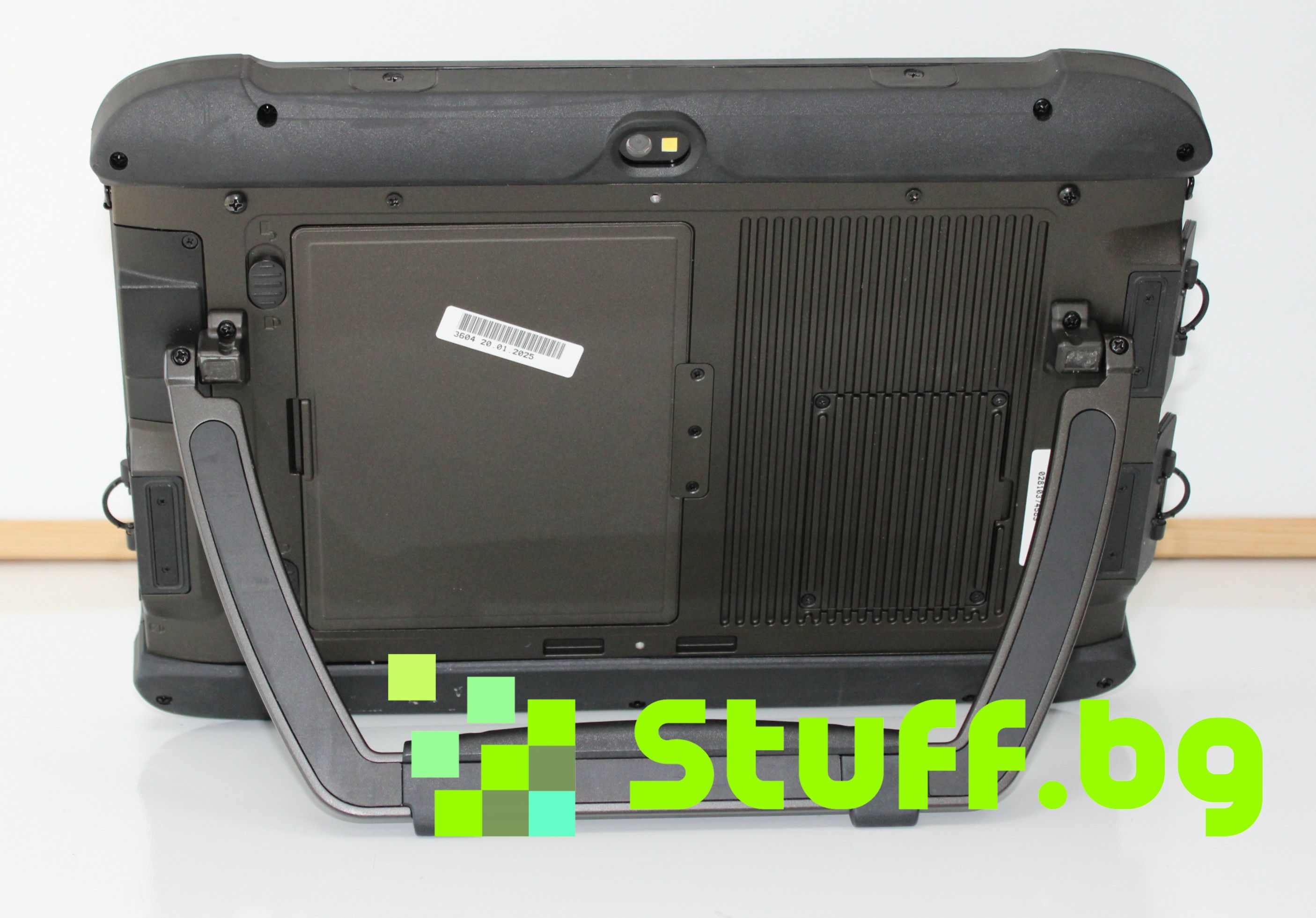 Winmate M133K Rugged Windows Tablet 13.3'' i5-5250U/4GB/128SSD m.2