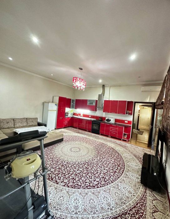 #48 Юнусабад Еттичинор махалла