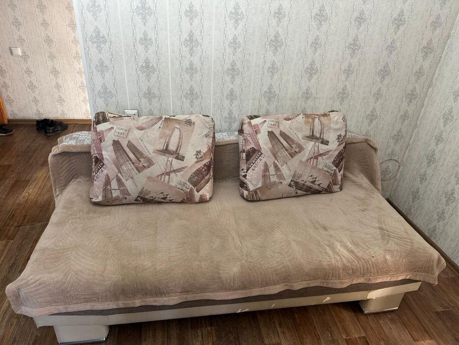 Диван отдам даром