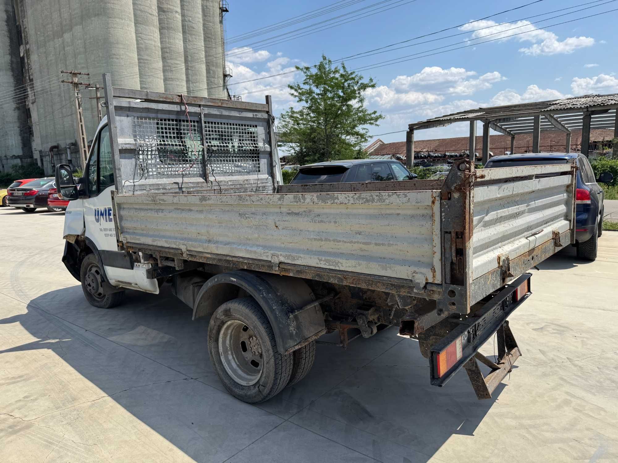 Dezmembrez Iveco Daily Euro 4 2.3 HPI Basculabil ,Punte dubla