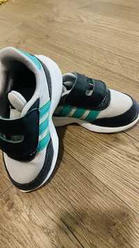 Adidasi marime 25, Adidas