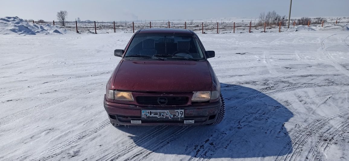 Продам Opel Astra F 92 год