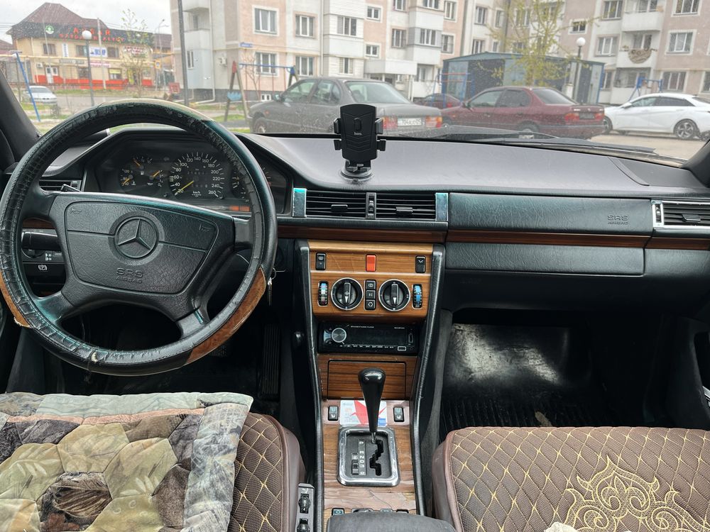 Mercedes benz E280