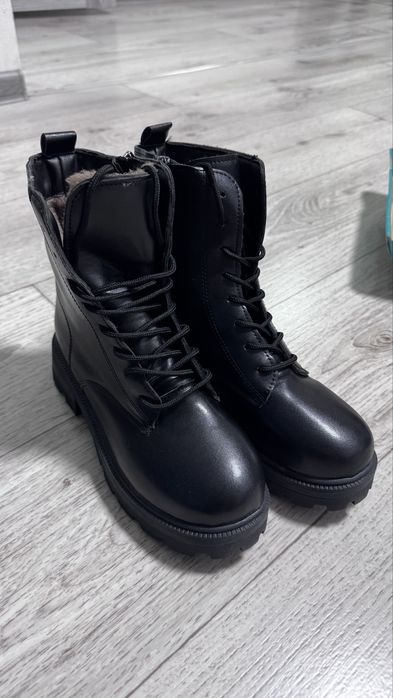 Продается зимняя обувь