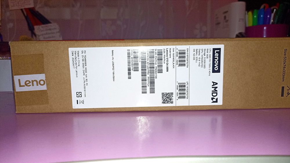 Lenovo V15 G4 AMN Ryzen3 7320U