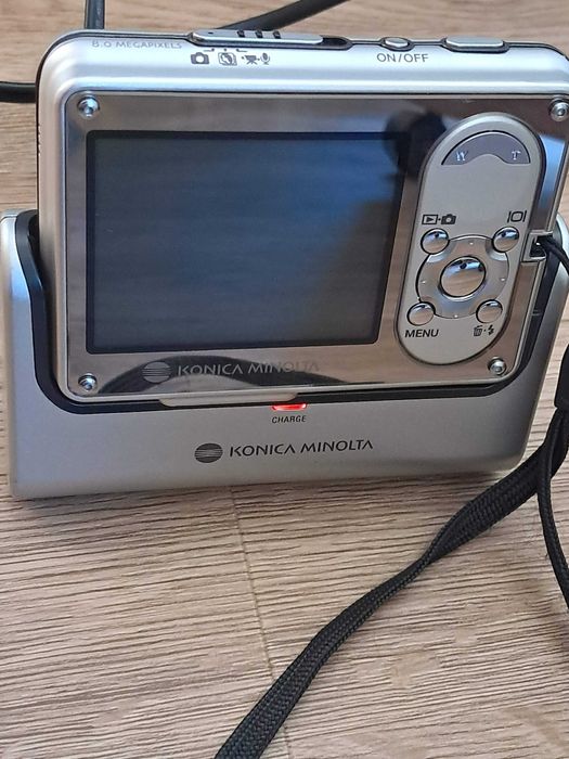 Camera foto digitala Konica Minolta Dimage X1 8.0 MP