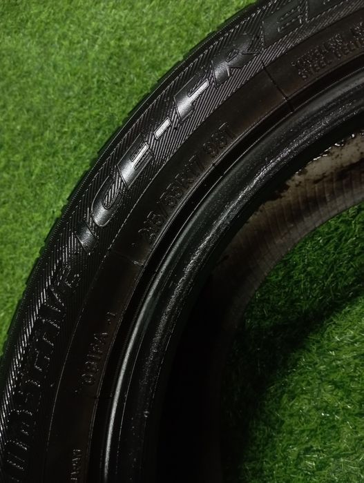 Продам Шины 17R (Toyo)