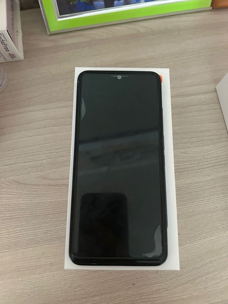 Продам телефон Redmi Note 11