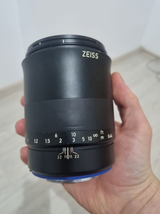 Carl zeiss milvus 100mm f2 makro planar canon EF