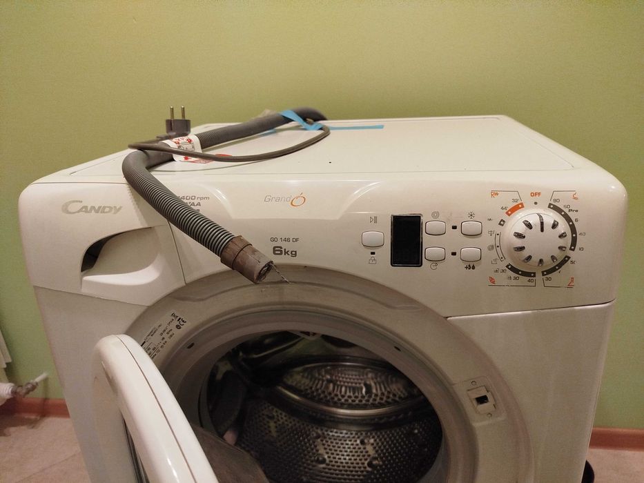 Продавам пералня Candy