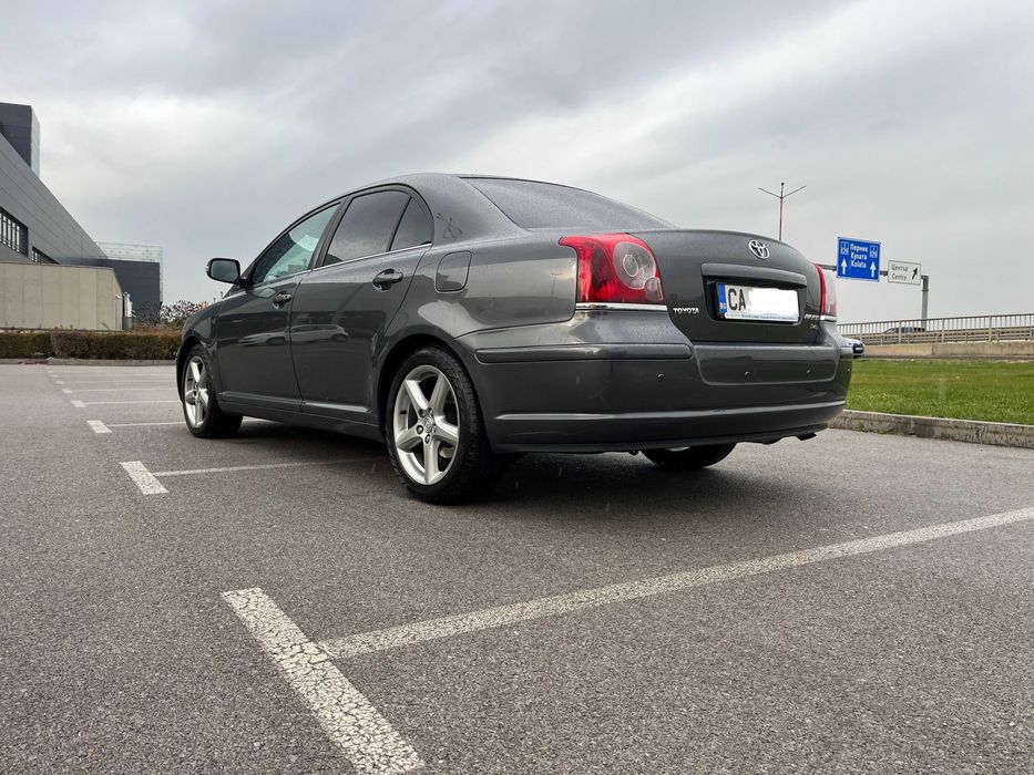 Тойота Авенсис 2.2D4D 150к.с