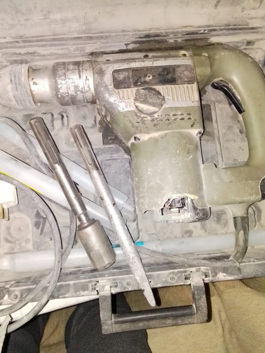 Продаю перфоратор в рабочем состоянии