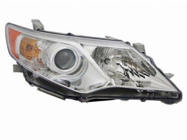 Фара Toyota Camry