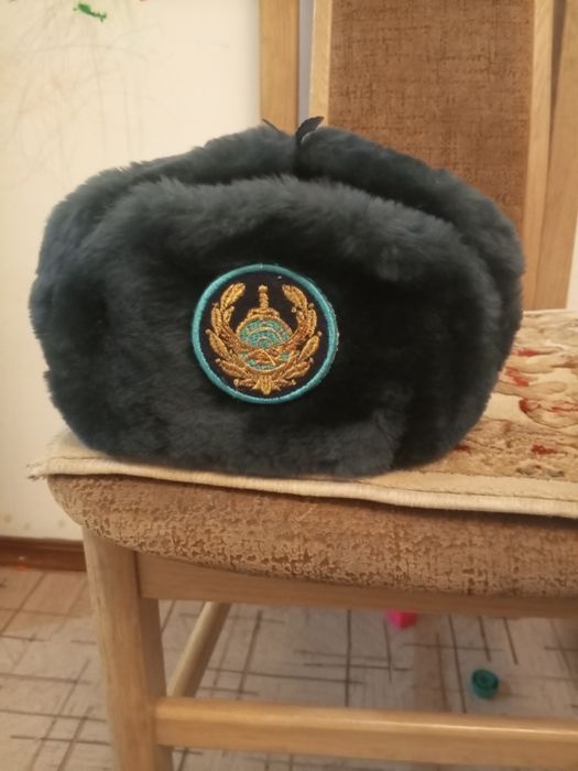 Продам зимнюю шапку