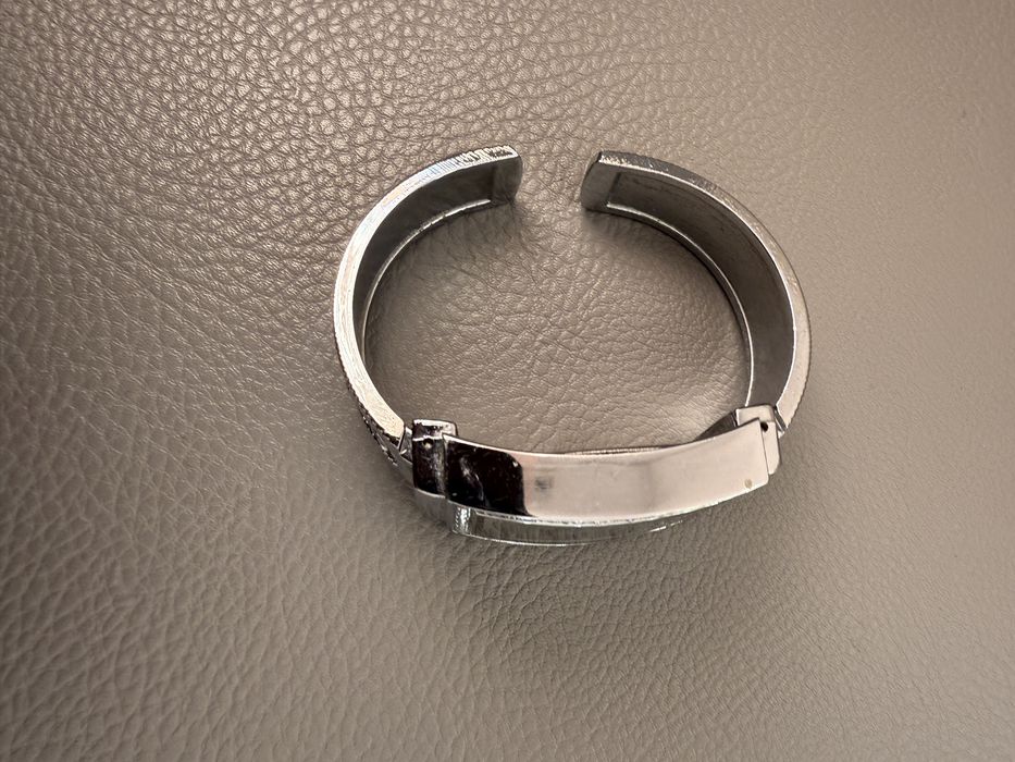 Дамски часовник гривна