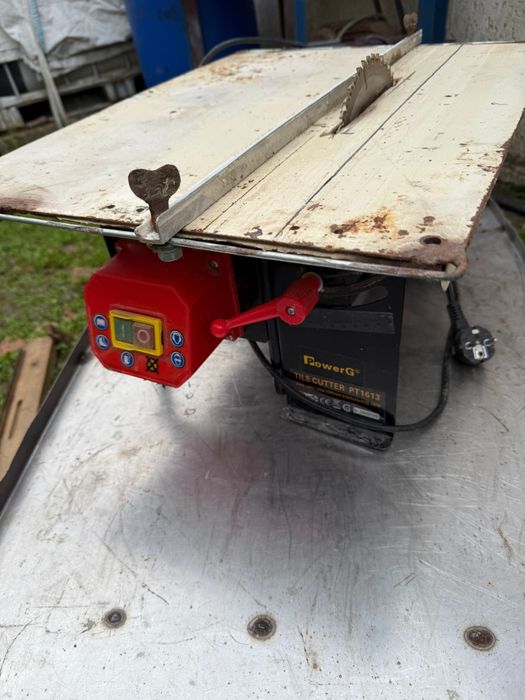 Малък циркуляр.   .