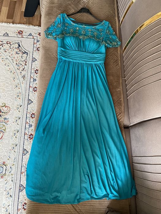 Продам красивое платье