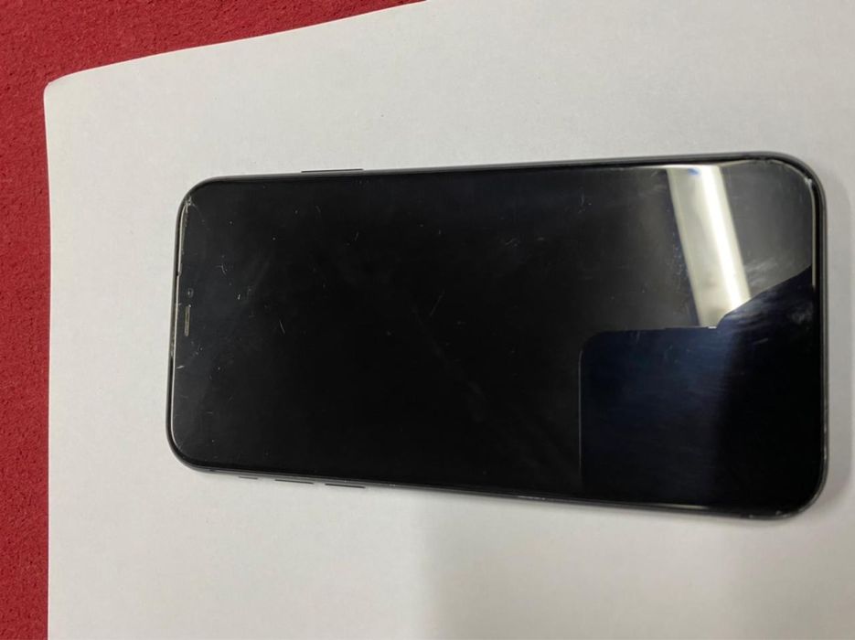 Айфон 11 64гб продам