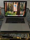 MacBook PRO 15 2018 i7 2.6 GHz 16 GB RAM 512GB Memorie