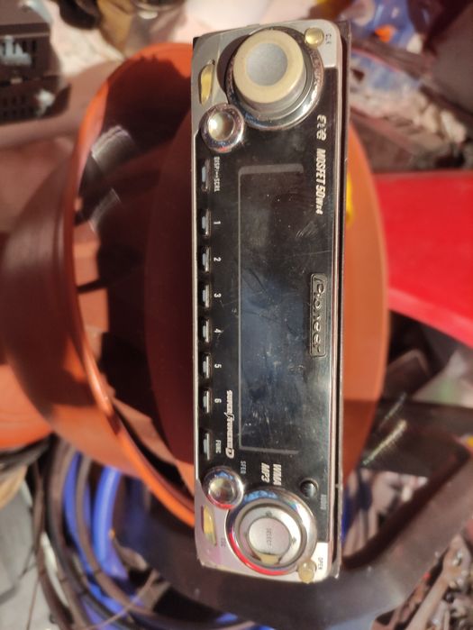Автомагнитола pioneer оригинал.