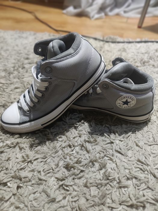 Vând adidași converse Nr 40